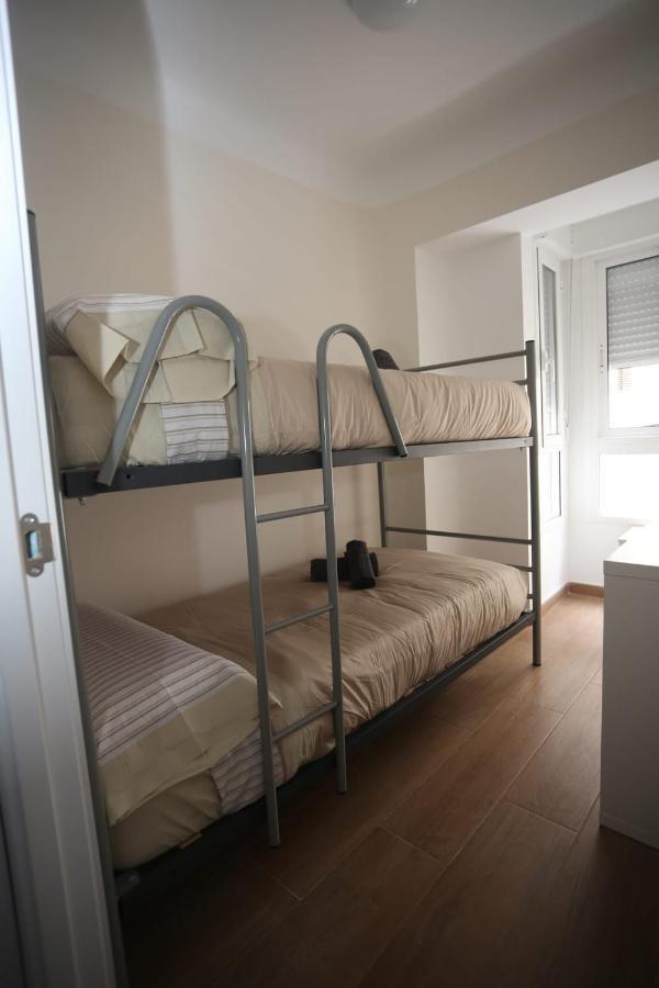 Apartamentos Navas Gam Αλικάντε Εξωτερικό φωτογραφία