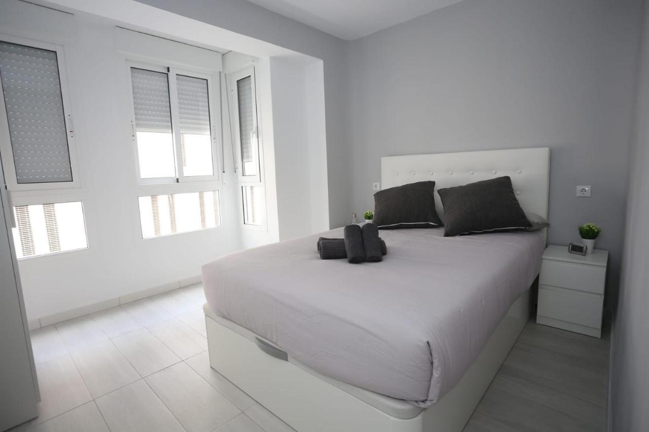 Apartamentos Navas Gam Αλικάντε Εξωτερικό φωτογραφία